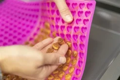 Trixie Bakmat Met Hartjes Voor Hond En Kat Silicone -TuckerCare 412819 07